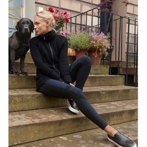 ATHLETA Navy/Black Highline Hybrid Summiter Tight